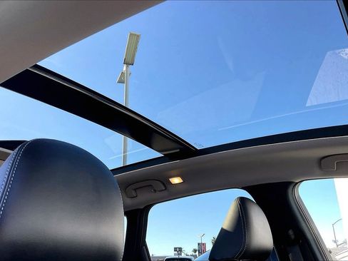 Used 2024 INFINITI QX50 Luxe image 18