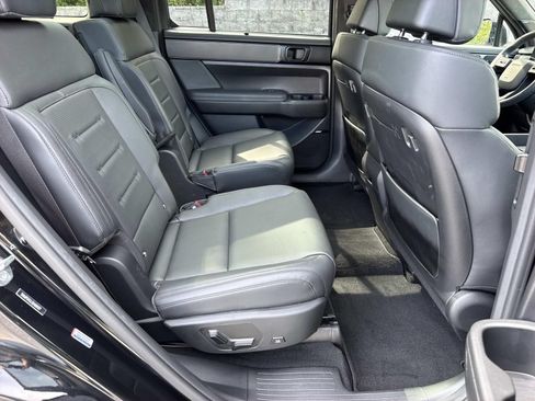 Used 2025 Hyundai Santa Fe Calligraphy FWD image 26