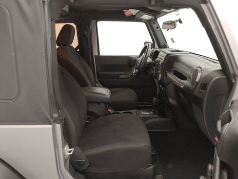 Used 2014 Jeep Wrangler Sport AWD/4WD image 21