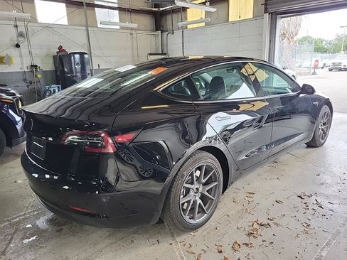 Used 2023 Tesla Model 3 Standard Range RWD image 6