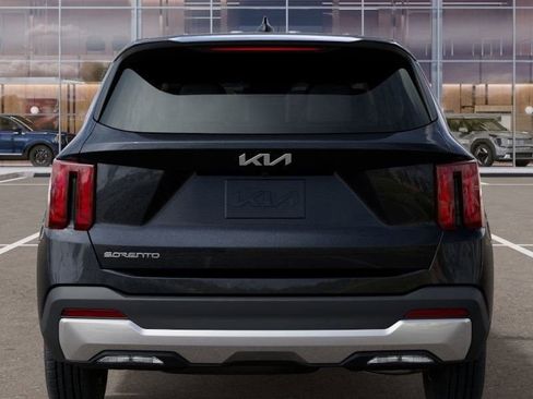 New 2025 Kia Sorento LX FWD image 16