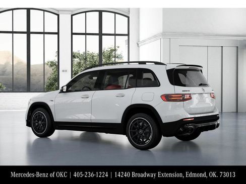 New 2026 Mercedes-Benz GLB 35 AMG 4MATIC image 30