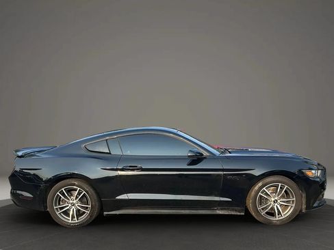 Used 2016 Ford Mustang GT RWD image 3