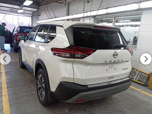 Used 2023 Nissan Rogue SV AWD/4WD image 4