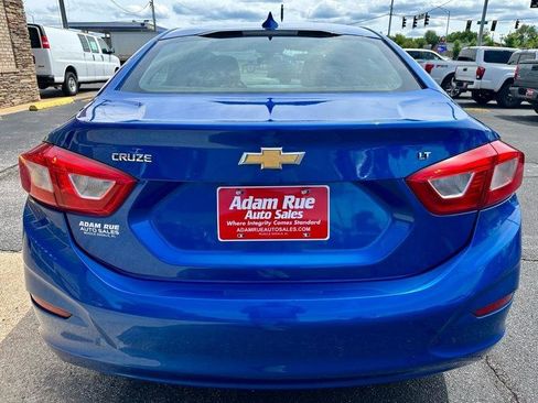 Used 2017 Chevrolet Cruze LT FWD image 6