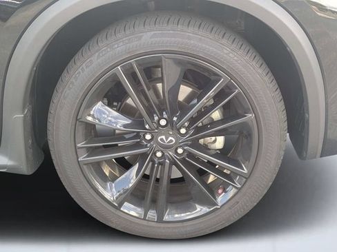Used 2025 INFINITI QX50 Sport AWD/4WD image 11