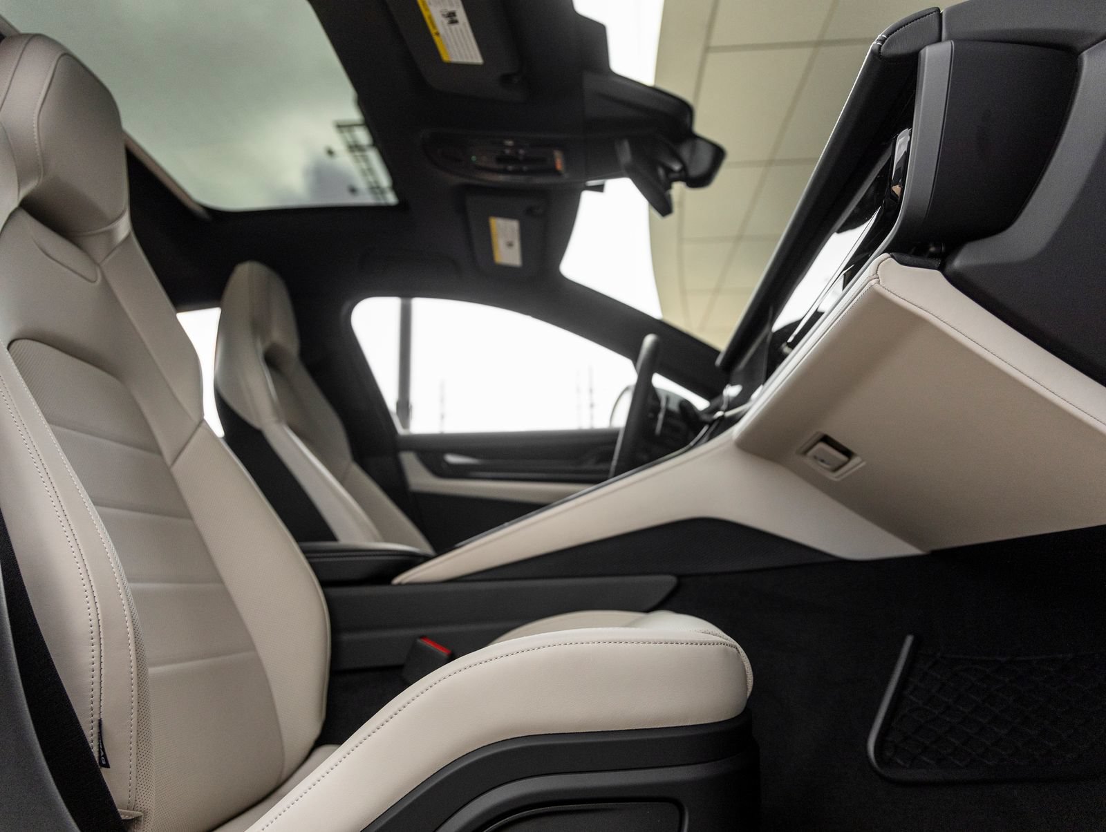 New 2026 Porsche Panamera 4 AWD/4WD image 44