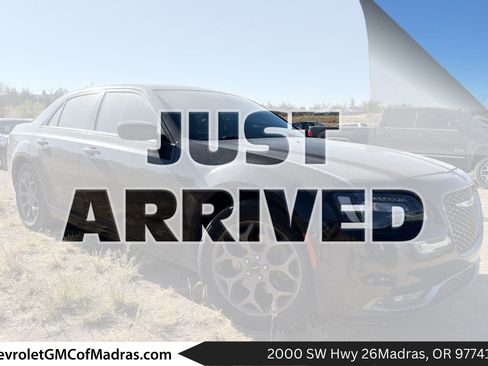 Used 2018 Chrysler 300 S AWD/4WD image 1