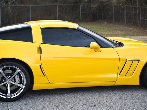 Used 2010 Chevrolet Corvette Grand Sport image 40