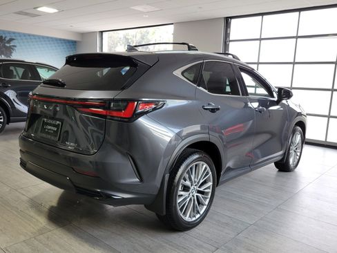 Used 2025 Lexus NX 350 AWD w/ Premium Package image 6