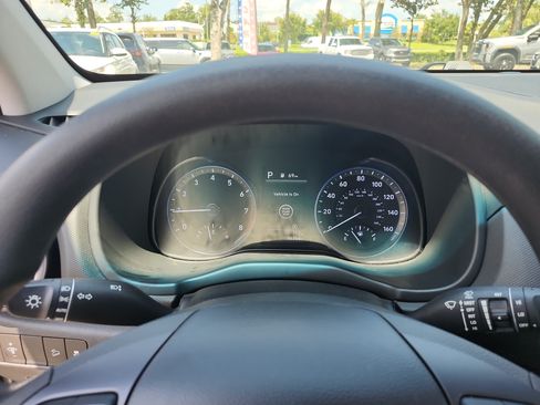 Certified 2023 Hyundai Kona SEL FWD image 11