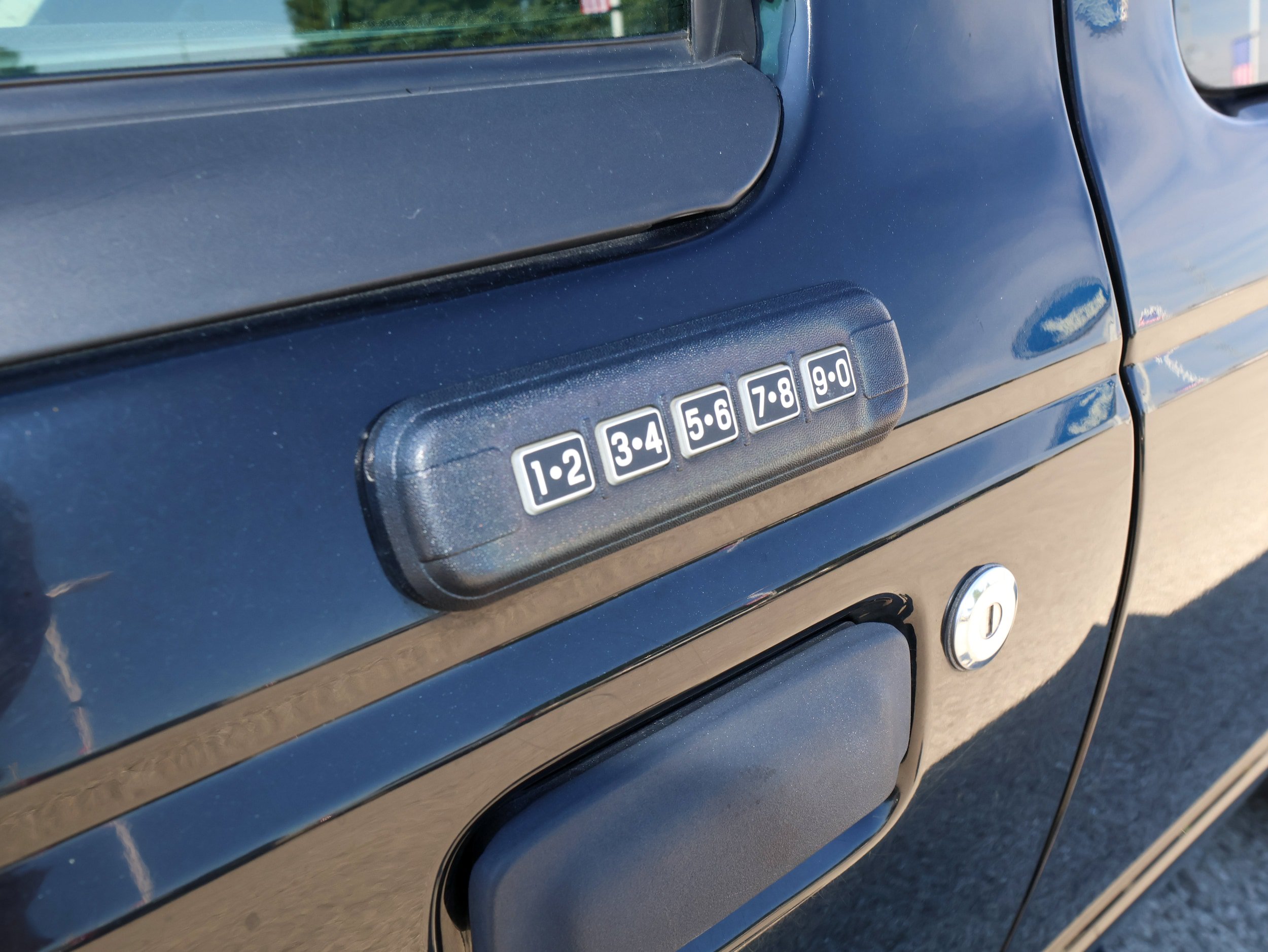 Used 2004 Ford Ranger XLT AWD/4WD image 11