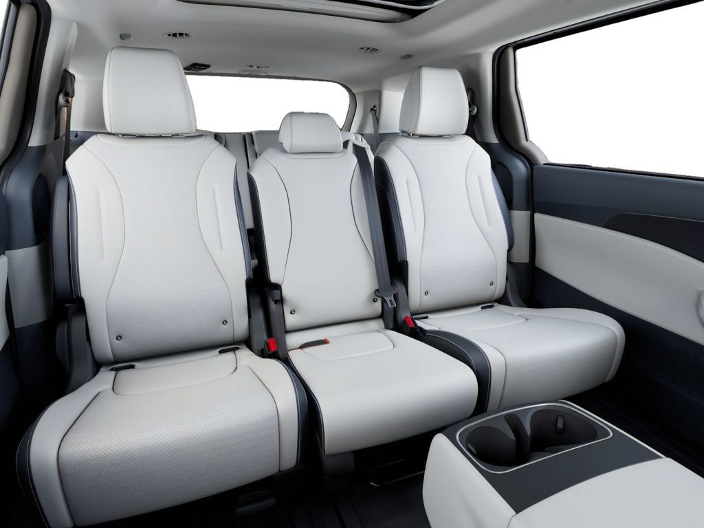 New 2027 Kia Carnival SX Prestige FWD image 16