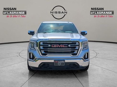 Used 2020 GMC Sierra 1500 SLT RWD image 2