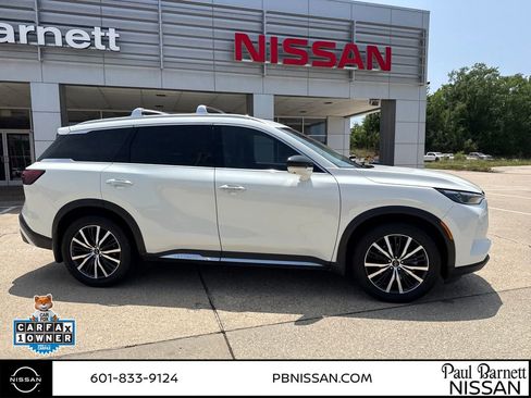Used 2023 INFINITI QX60 Sensory w/ Vision Package AWD/4WD image 8