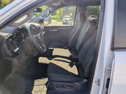 Used 2024 Chevrolet Silverado 1500 LT RWD image 14