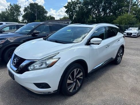 Used 2015 Nissan Murano Platinum w/ Platinum Technology Package AWD/4WD image 2