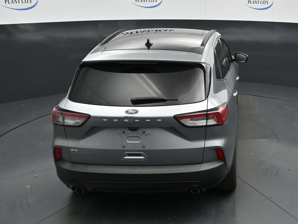 Used 2022 Ford Escape SE w/ SE Sport Appearance Package FWD image 32