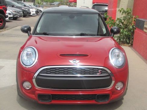 Used 2018 MINI Cooper S image 5