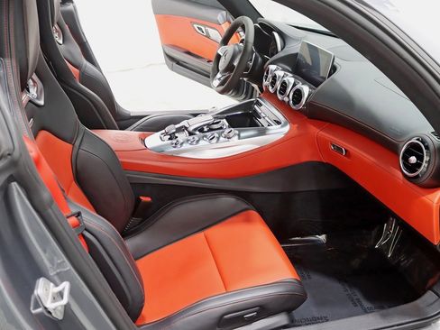 Used 2016 Mercedes-Benz AMG GT S image 32