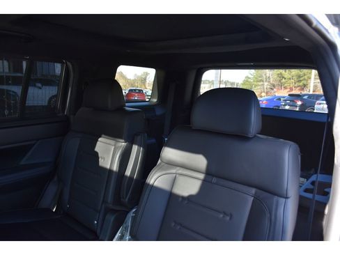 Used 2024 Hyundai Santa Fe Calligraphy image 30