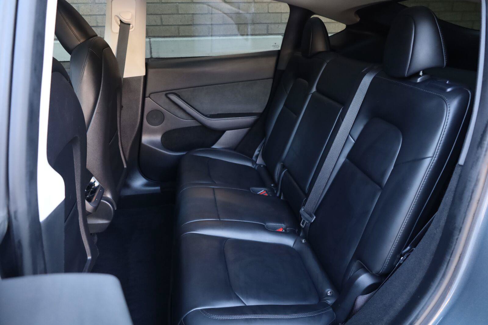 Used 2023 Tesla Model Y Long Range AWD/4WD image 22