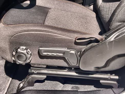 Used 2022 Jeep Gladiator Mojave w/ Trailer Tow Package image 32