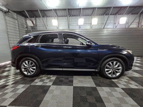 Used 2019 INFINITI QX50 Luxe w/ Navigation Package image 9