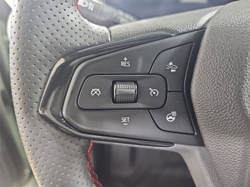 Certified 2024 Chevrolet Trax RS w/ Driver Confidence Package image 21