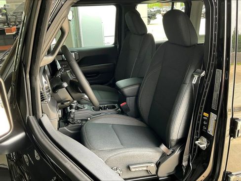 New 2024 Jeep Wrangler Sahara w/ Safety Group image 17