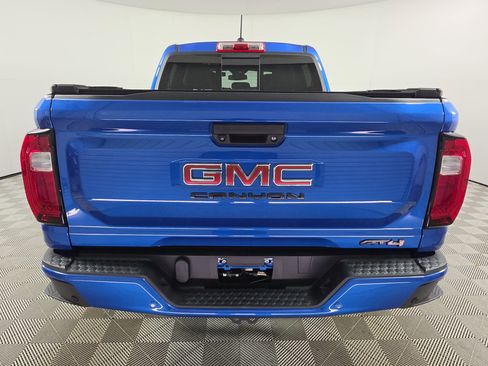Used 2023 GMC Canyon AT4 w/ AT4 Premium Package AWD/4WD image 6