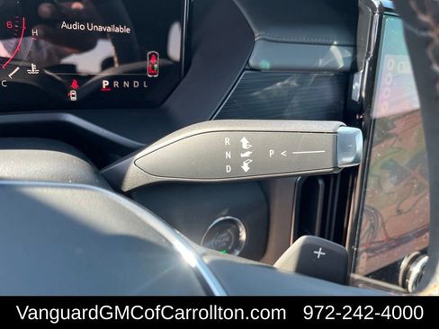 New 2026 GMC Acadia AT4 w/ LPO, Floor Liner Package AWD/4WD image 24