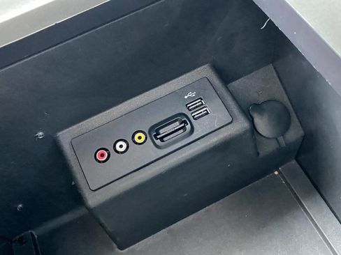 Used 2014 Ford F150 FX4 w/ Equipment Group 402A Luxury image 40