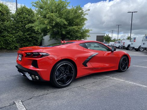 Used 2024 Chevrolet Corvette Stingray Preferred Cpe w/ 2LT RWD image 9