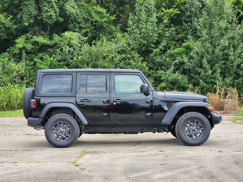 New 2025 Jeep Wrangler Sport S image 17