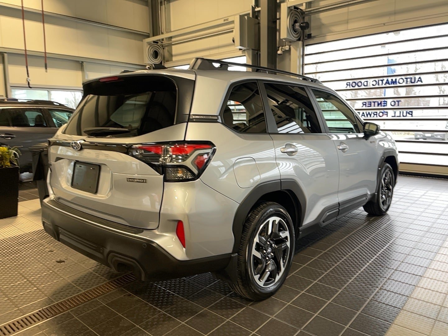 Used 2025 Subaru Forester Limited AWD/4WD image 22