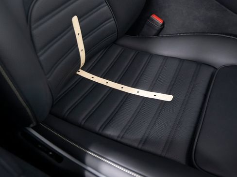 Used 2025 Ferrari Purosangue AWD/4WD image 43