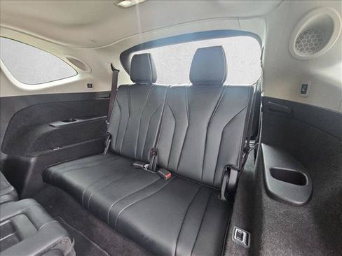 Used 2022 Acura MDX SH-AWD w/ Advance Package image 18