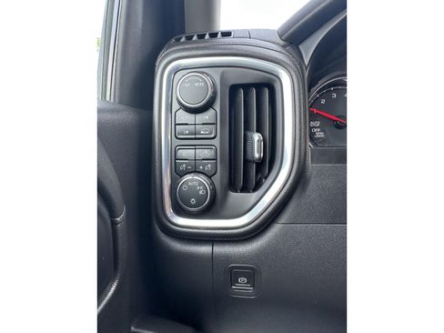 Used 2021 Chevrolet Silverado 1500 RST w/ Convenience Package II AWD/4WD image 28