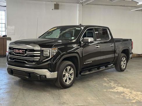 Certified 2024 GMC Sierra 1500 SLT image 9
