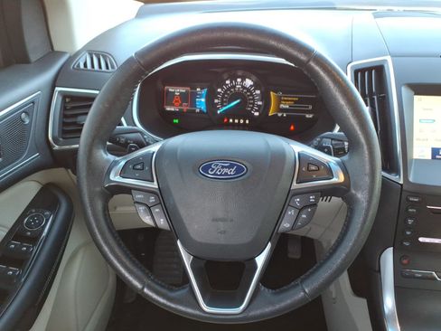 Used 2019 Ford Edge Titanium w/ Cold Weather Package image 23