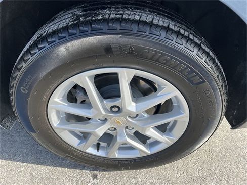 Certified 2024 Chevrolet Equinox LT image 17