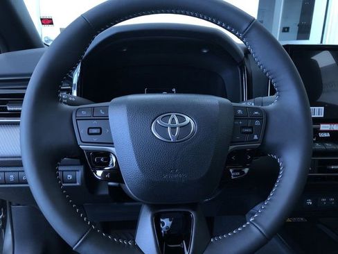 New 2026 Toyota Camry SE image 24