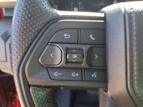 Used 2025 Toyota Tacoma SR AWD/4WD image 23