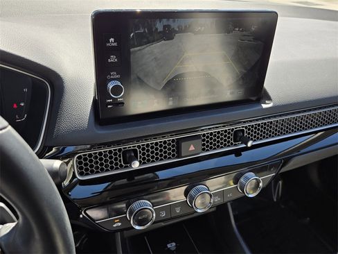 Certified 2024 Honda Civic Touring image 22