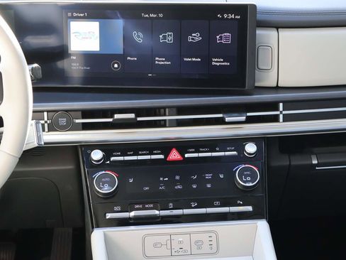 Used 2026 Hyundai Santa Fe SEL image 16