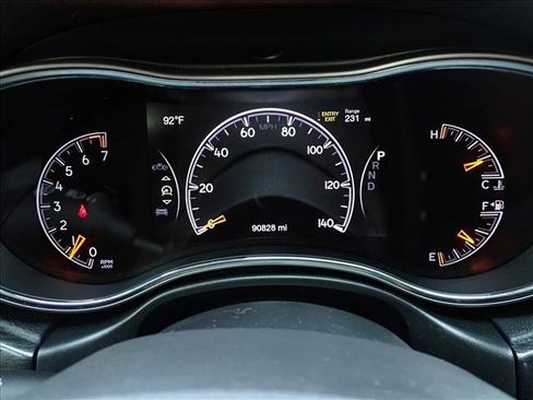 Used 2020 Jeep Grand Cherokee Trailhawk w/ Trailhawk Luxury Group AWD/4WD image 27