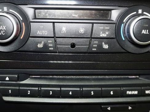 Used 2014 BMW X1 xDrive28i AWD/4WD image 18