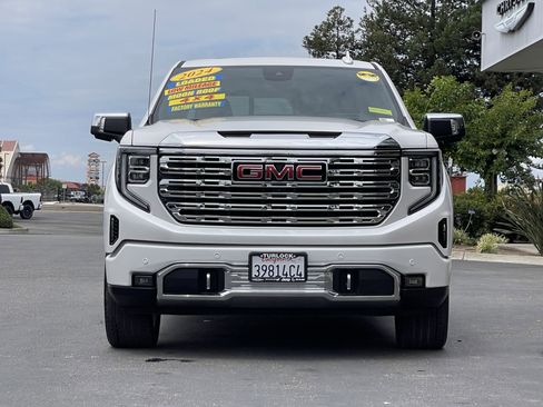 Used 2024 GMC Sierra 1500 Denali w/ Denali Reserve Package AWD/4WD image 3