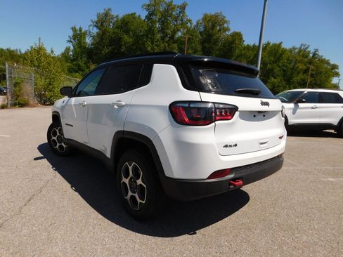 Used 2022 Jeep Compass Trailhawk AWD/4WD image 5